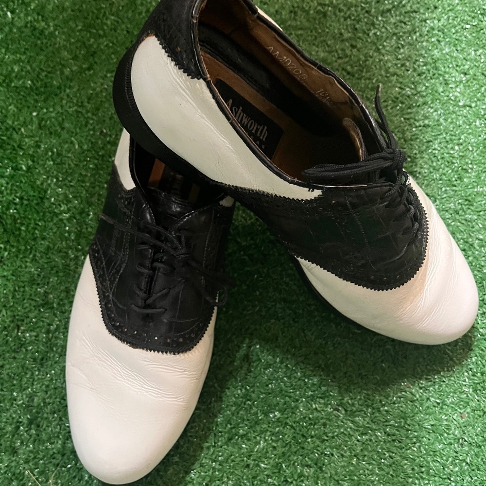 Ashworth Classic Black & White Golf Shoes – Men’s 10.5 (Gently Worn)